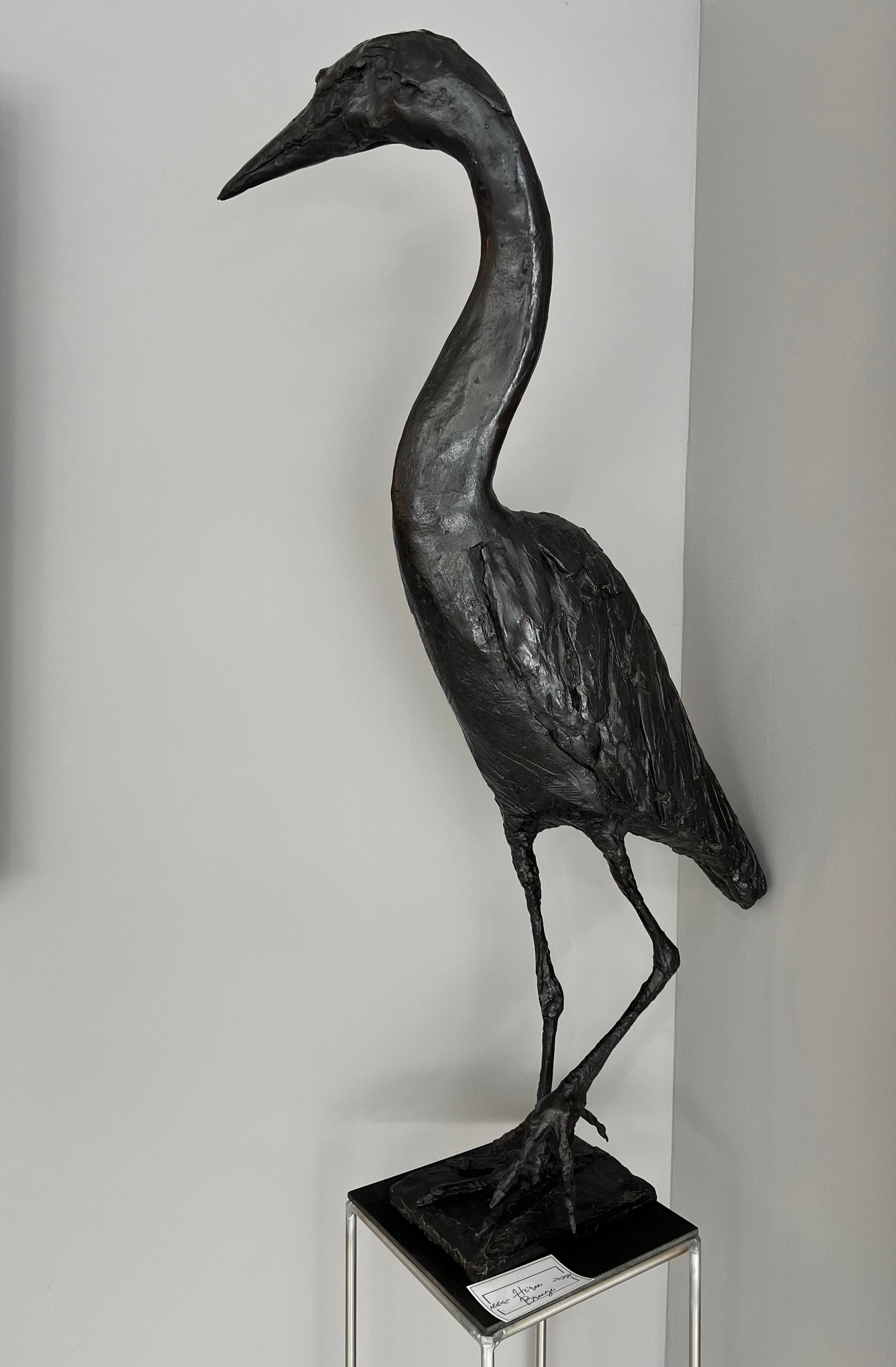 L'oiseau Héron - Detalle escultura bronce - Ave garza elegante - Galería Parise
