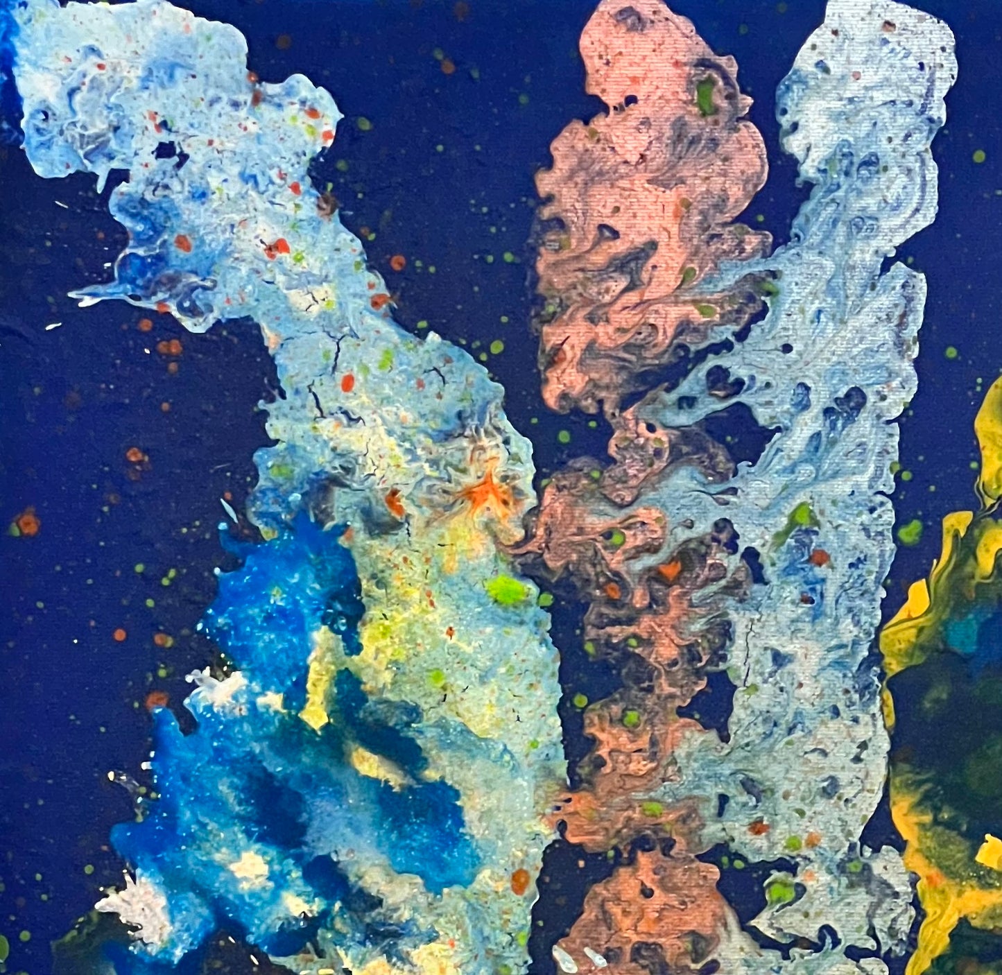 “ Triada en Expansión “